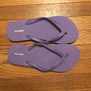Purple flip flops 😎